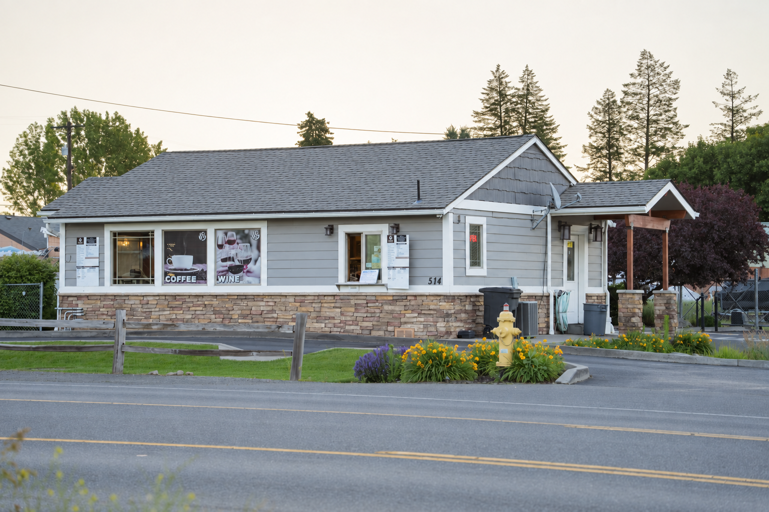 Cozy Coffee and Bistro storefront at 514 North Barker Road